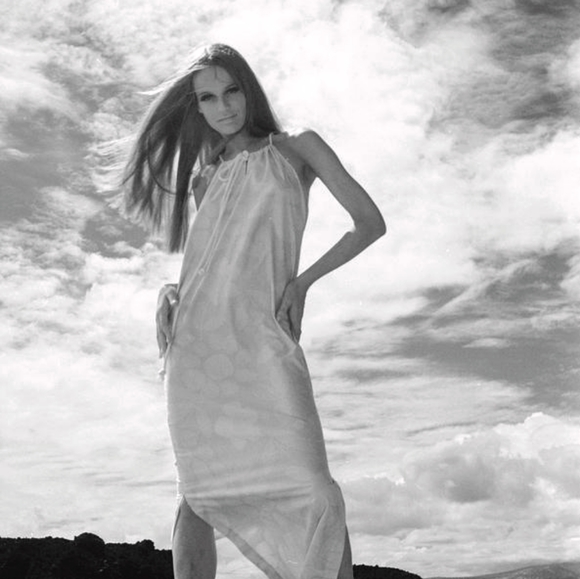 Looking Comfortable is the New Black! 🌞 - Picture 4 of 12